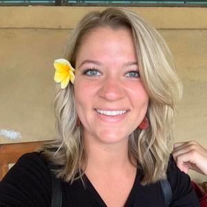 Meet your Posher, Jade